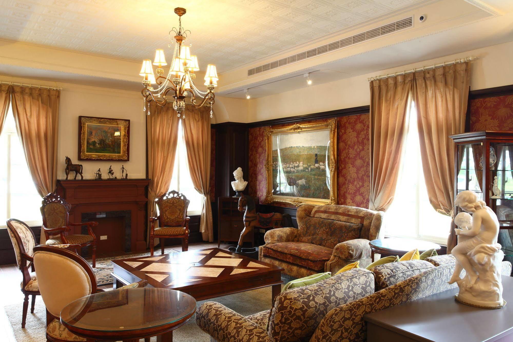 Haut Rhin Villa Yilan Luaran gambar
